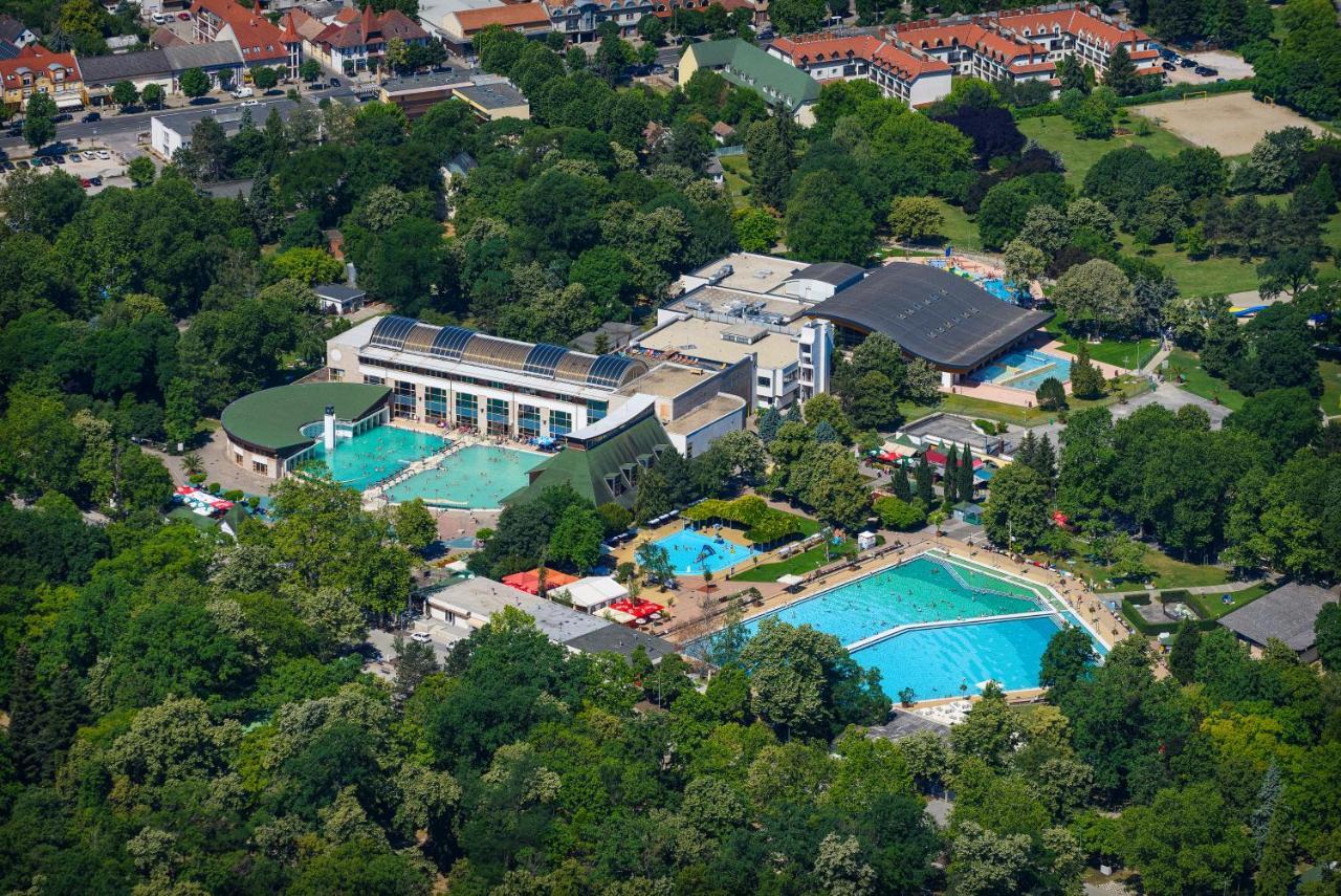 Ametiszt Hotel Harkany Exterior photo