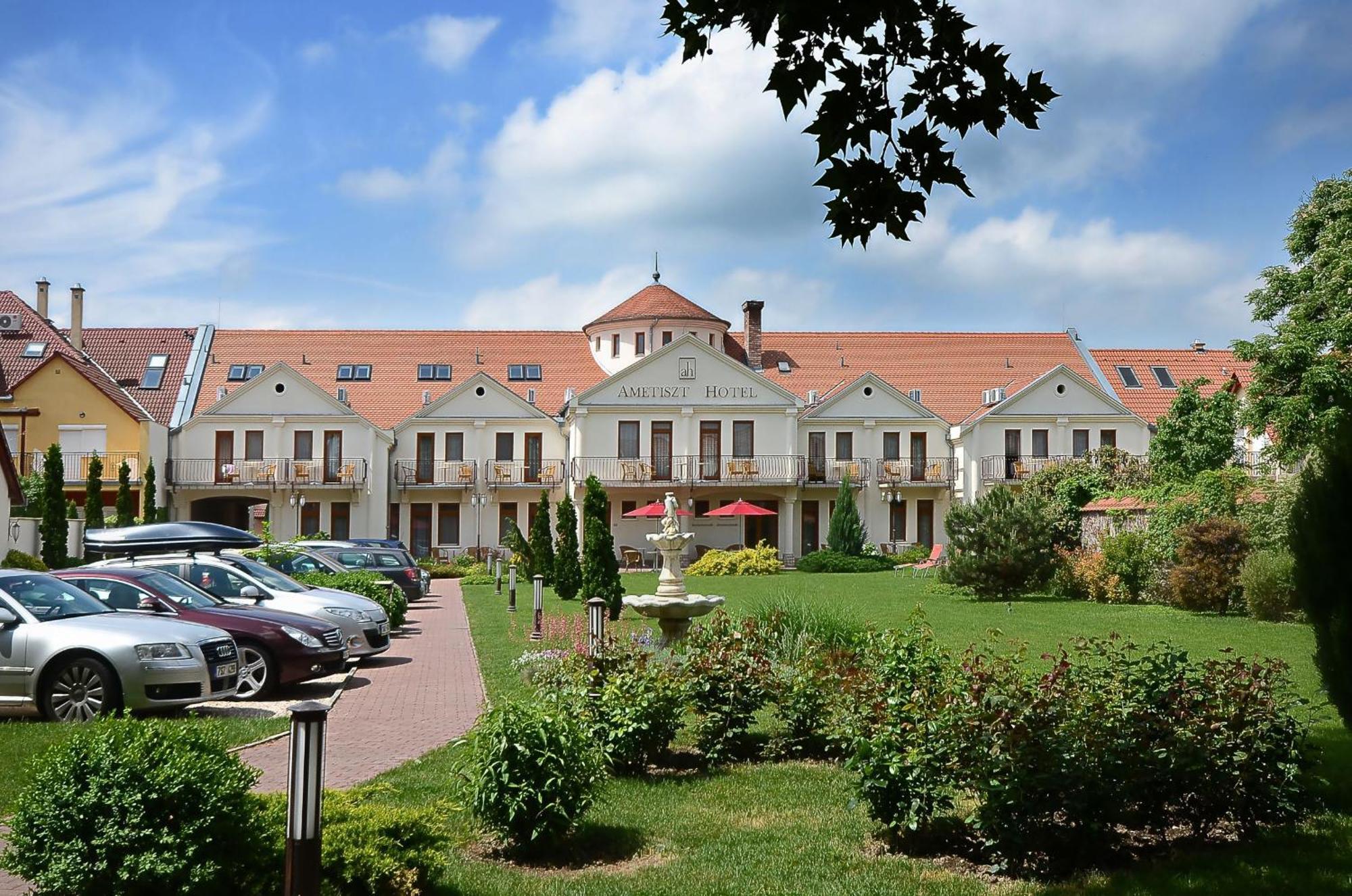 Ametiszt Hotel Harkany Exterior photo